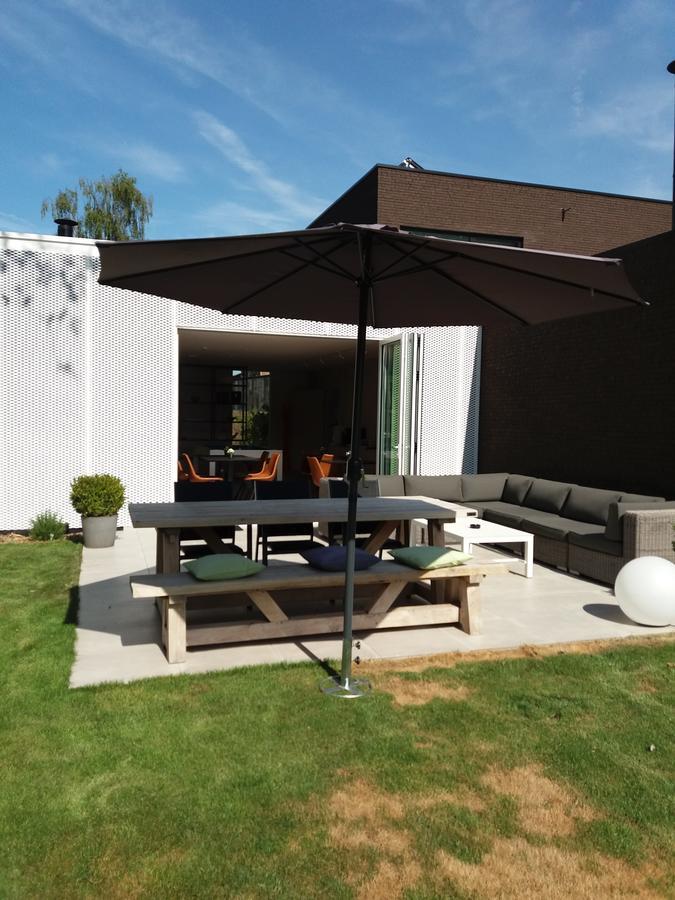 Huyze Fox Bed and Breakfast Brygge Exteriör bild